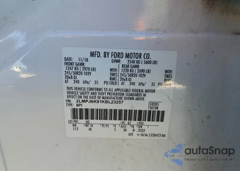 2019 Lincoln Nautilus Select z USA, uszkodzony, nr VIN 2LMPJ6K91KBL23257